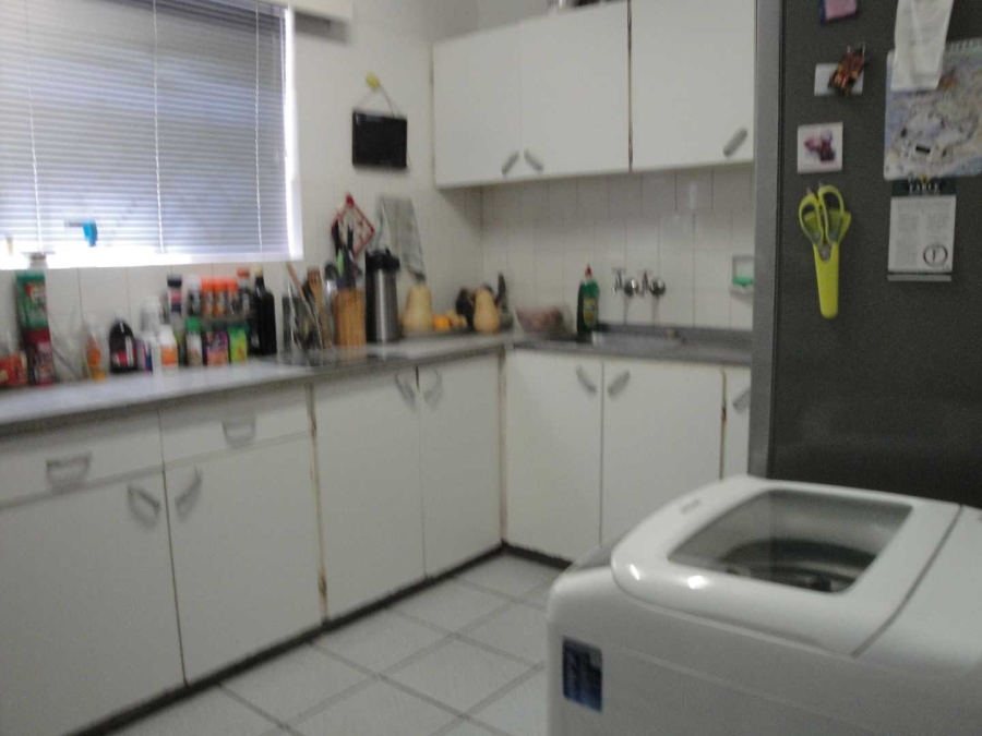 To Let 2 Bedroom Property for Rent in Humewood Eastern Cape